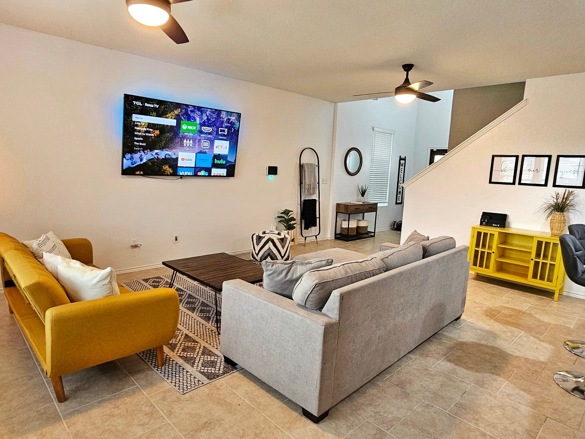 Building Photo - 9618 Silver Mist Way