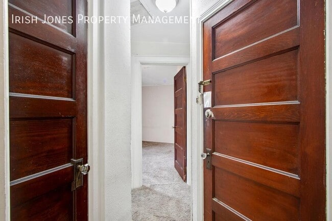 Building Photo - 24 Red Jacket Pkwy