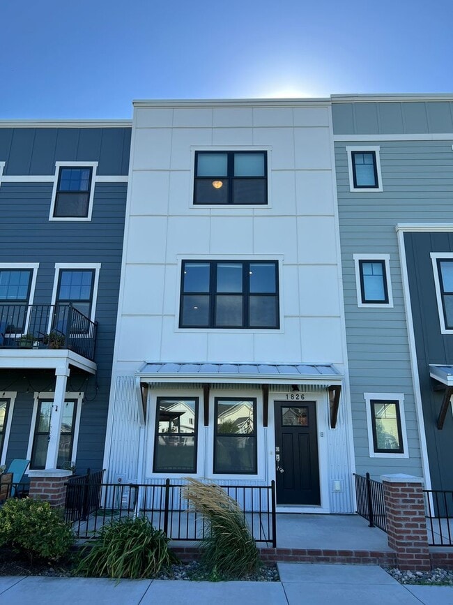 Building Photo - Condo in Josephine Crossings for rent!