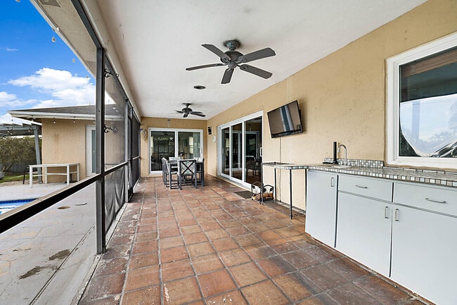 Building Photo - 4422 Brandywine Dr
