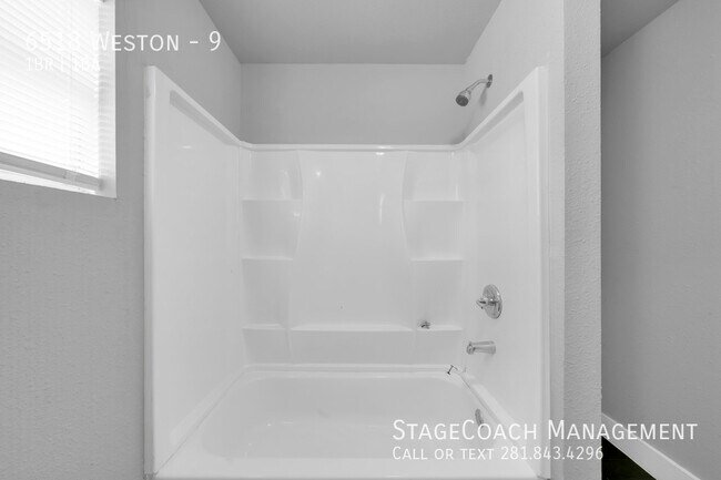 Building Photo - 6518 Weston-9