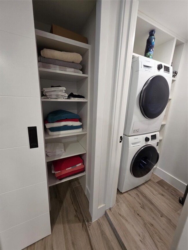 Building Photo - 5550 N Ocean Dr