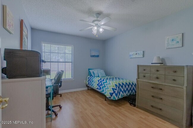 Building Photo - 4393 Pebble Brook Dr