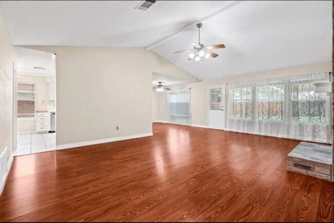 Building Photo - 2807 Beechnut Trce