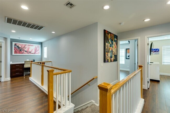 Building Photo - 5056 Shadow Palm Ct
