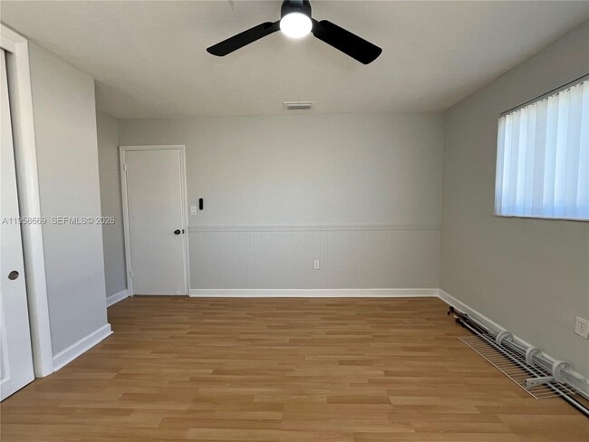 Building Photo - 9200 SW 54th St