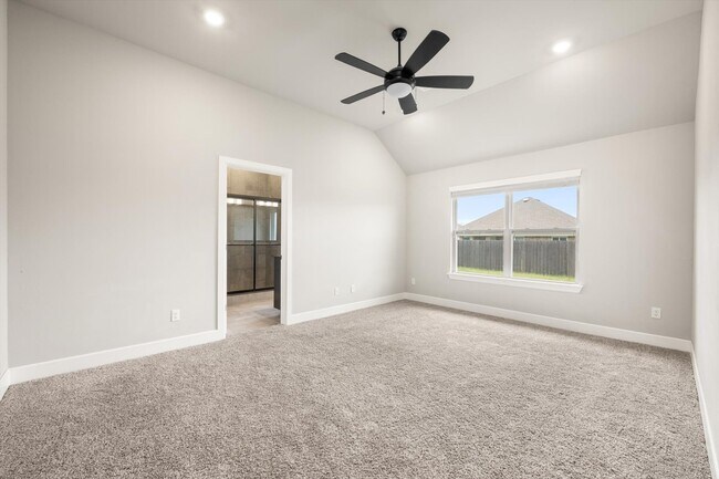Building Photo - 13933 Klinsman Rd