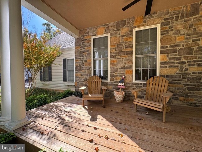 Building Photo - 5 Artillery Dr