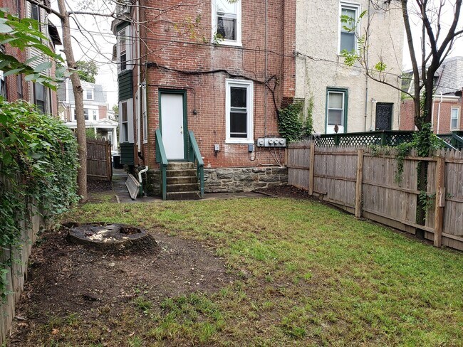 Building Photo - 7128 Boyer St