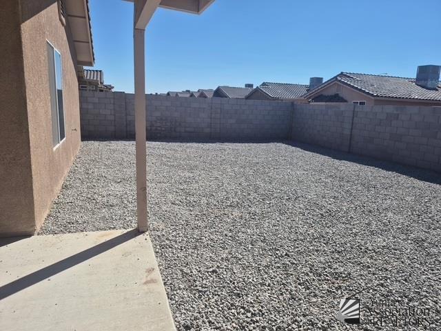 Building Photo - 4584 S Cedar Ave