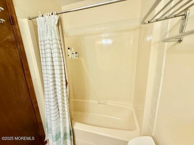 Building Photo - 210 Sumner Ave