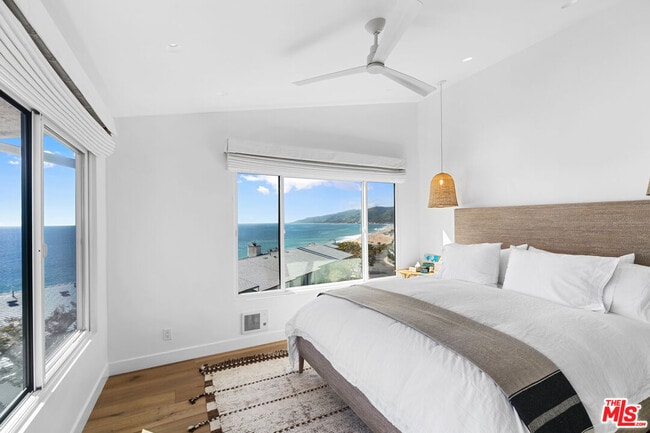 Building Photo - 29680 Zuma Bay Way