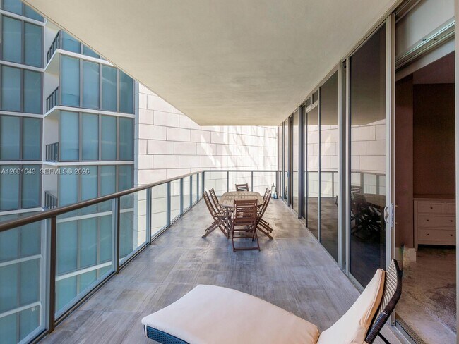 Building Photo - 9705 Collins Ave