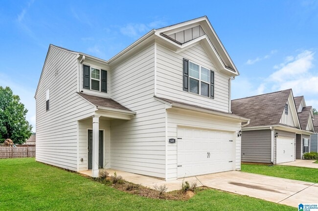 Building Photo - 605 Clover Cir