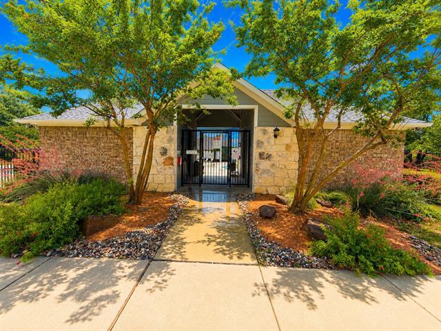 Building Photo - 9929 Dryden Ln