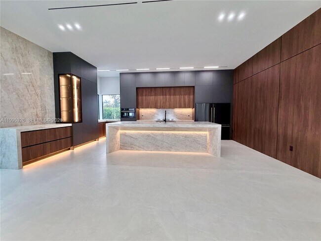 Building Photo - 19880 SW 134th Ave