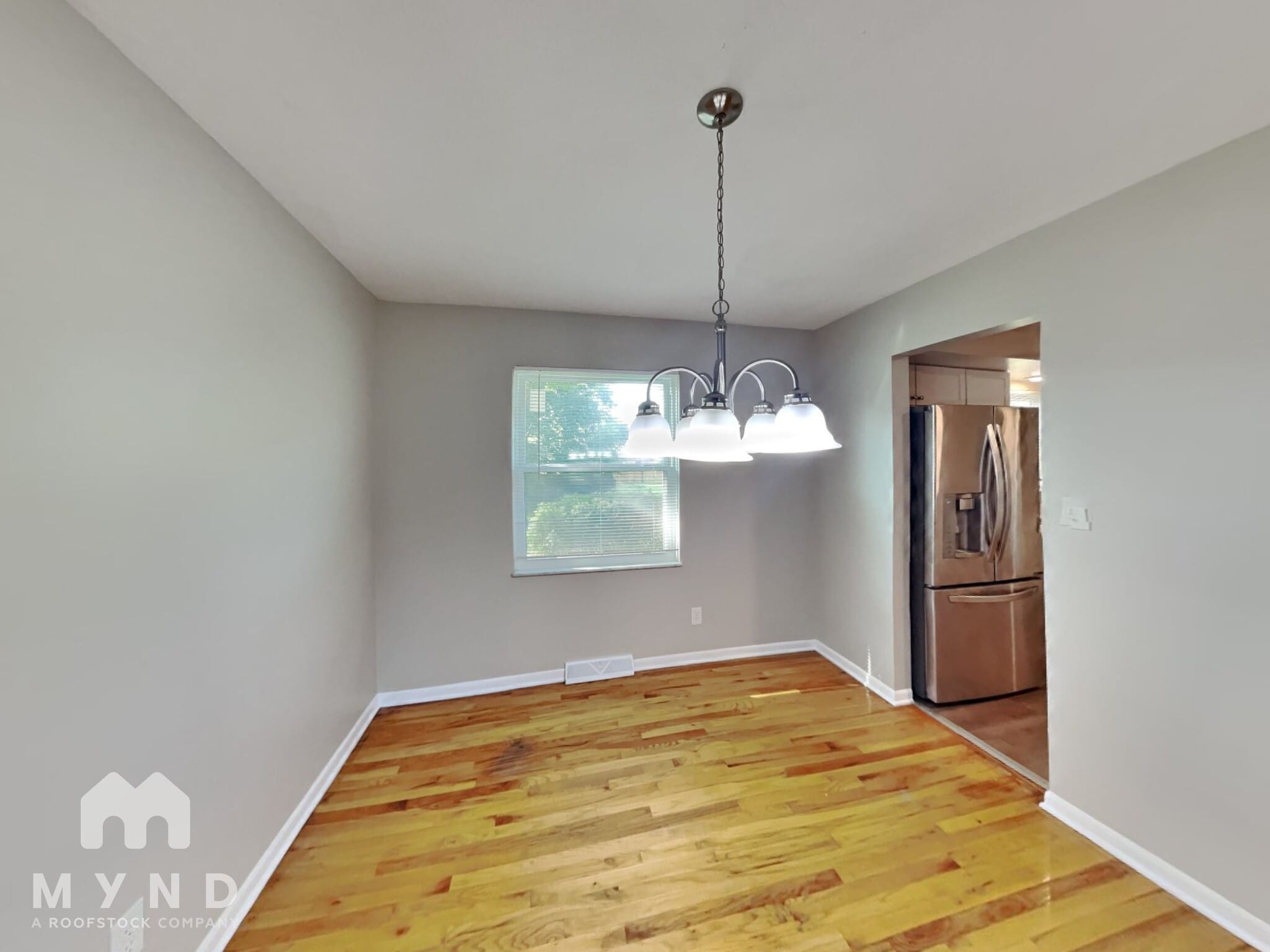 Building Photo - 5621 Oakmont Dr