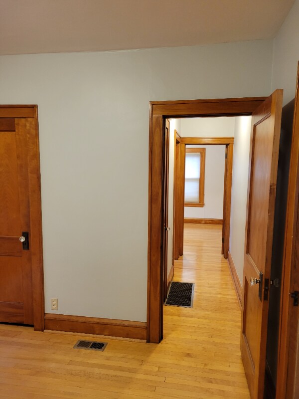 Building Photo - 4409 Nokomis Ave