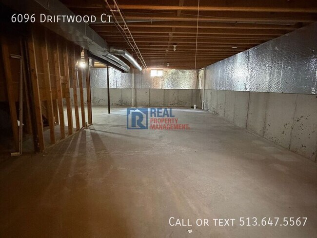 Building Photo - 6096 Driftwood Ct