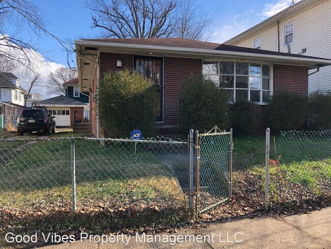 Building Photo - 2 br, 1 bath House - 166 Linden Ave