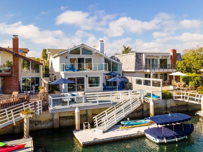 Building Photo - 3810WH - The Hemlock Hideaway | 4 Bed 2.5 ...