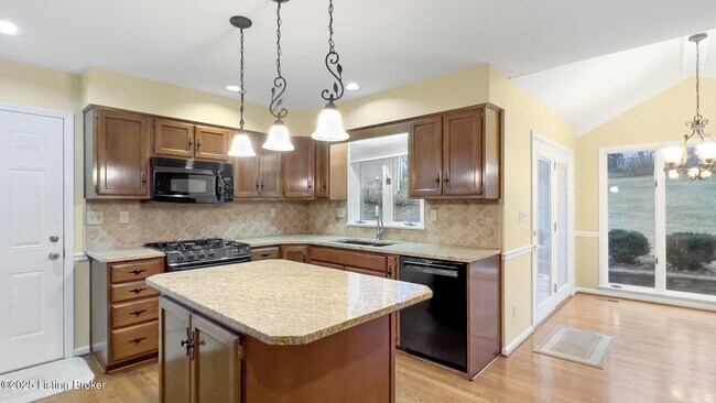 Building Photo - 1508 Sylvan Wynde