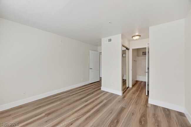 Building Photo - 2100 Jetty Rock Dr