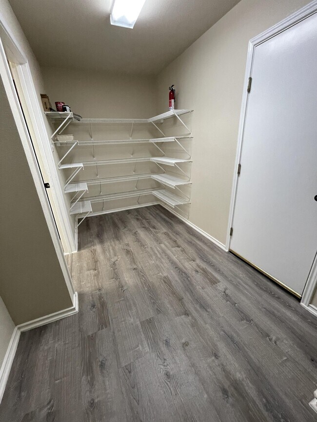 Building Photo - 4219 Whitney Green Dr