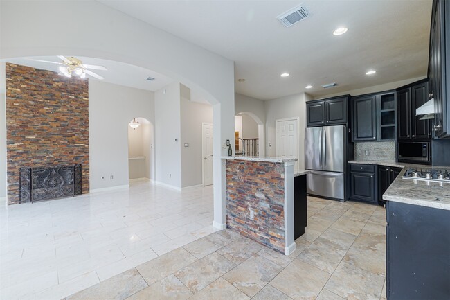 Building Photo - 20314 Nellie Gail Trail Ln