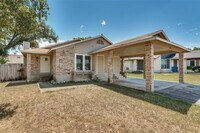 Building Photo - 3603 Leafield Dr