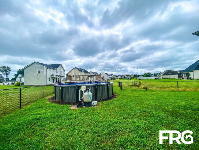 Building Photo - 208 Coffman Dr
