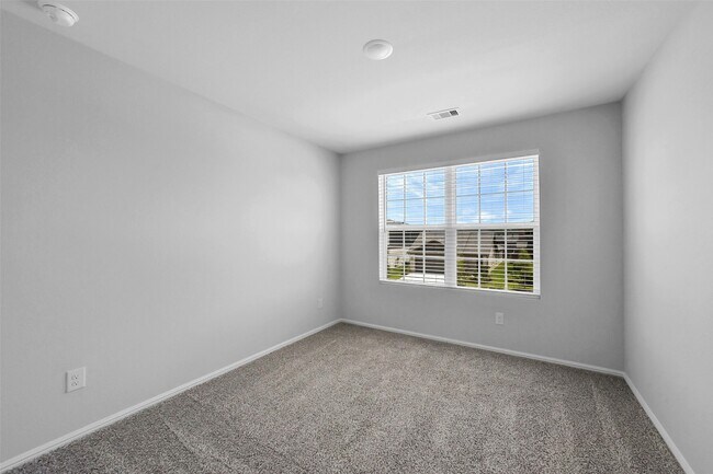 Building Photo - 1120 Novelle Bnd Dr