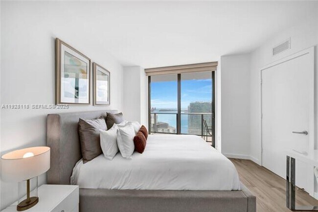 Building Photo - 1300 S Miami Ave