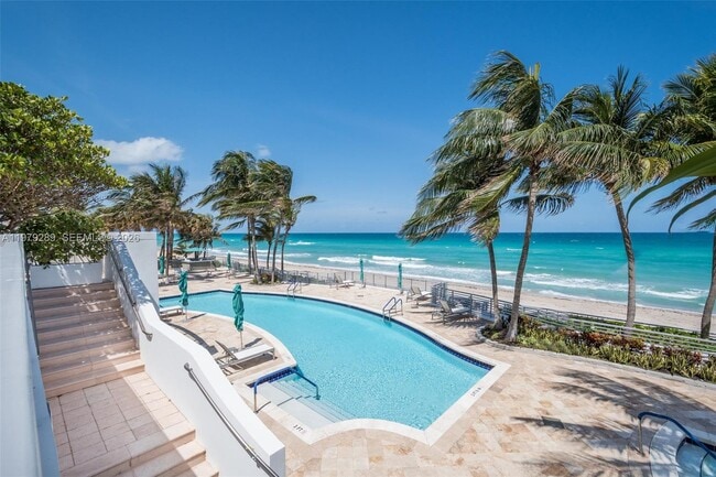 Building Photo - 3535 S Ocean Dr