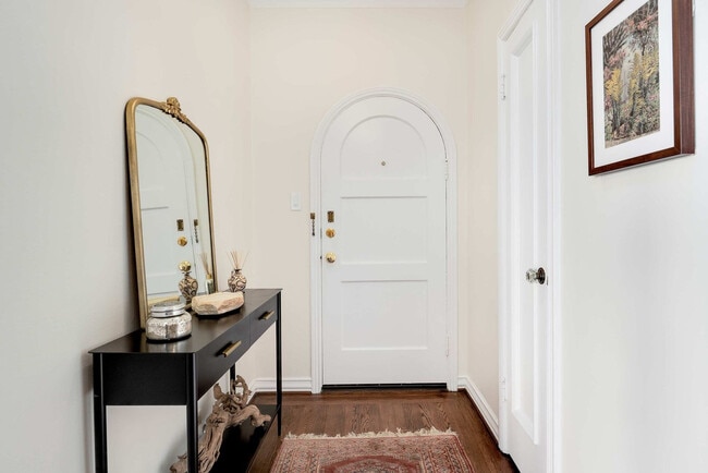 Building Photo - 3689 Fillmore St