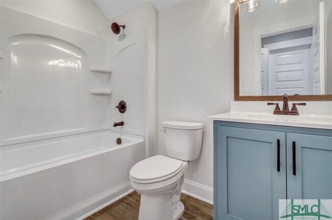 Building Photo - 421 Bear River Dr