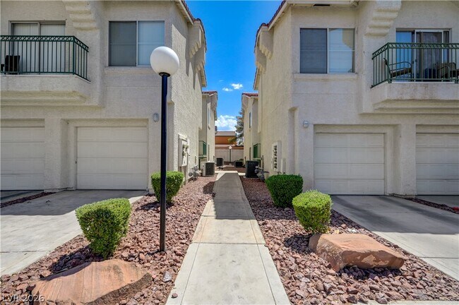 Building Photo - 6201 E Lake Mead Blvd