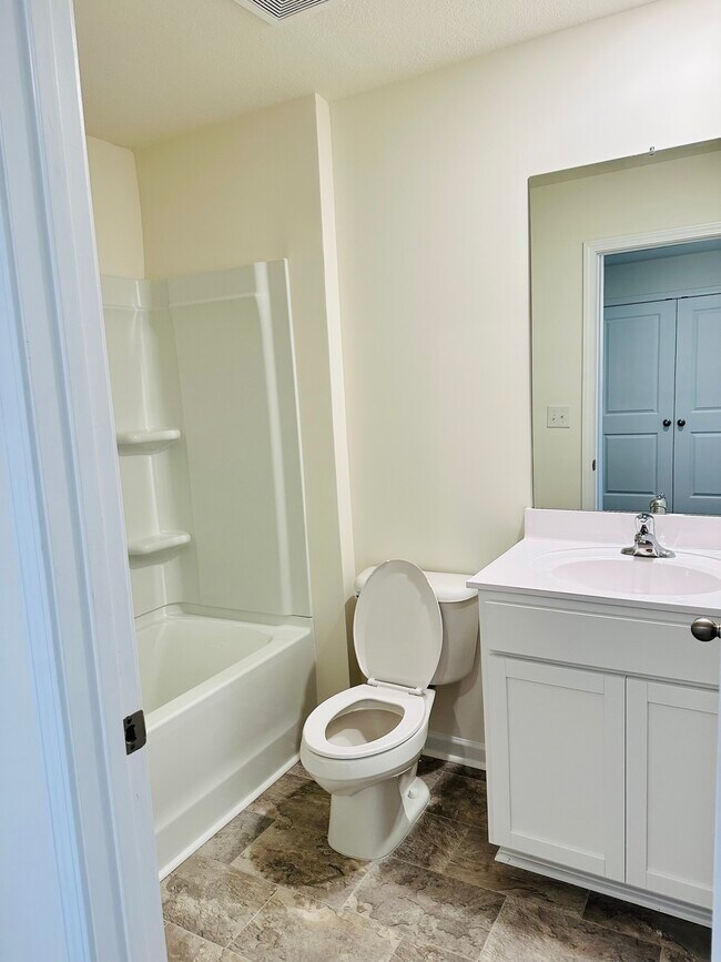 Building Photo - 94 Moon Rock Ct