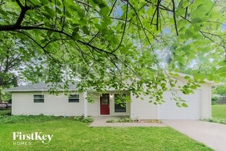 Building Photo - 6902 Echo Ln