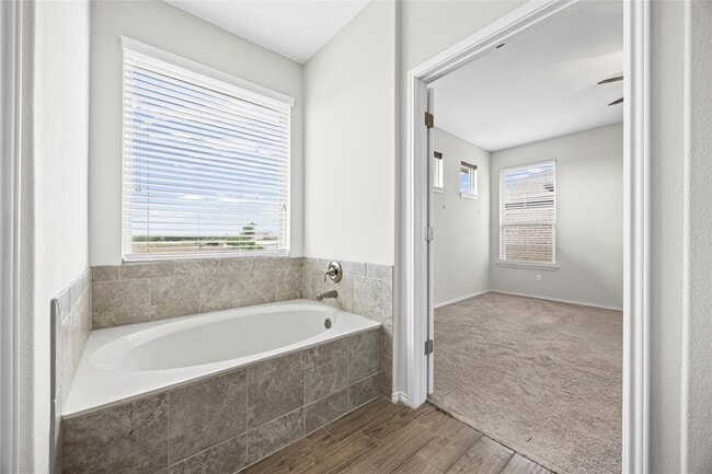 Building Photo - 17401 Silent Harbor Loop