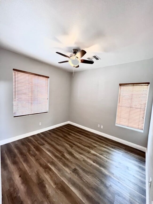 Building Photo - Beautiful 1 Story house located in the Northwest