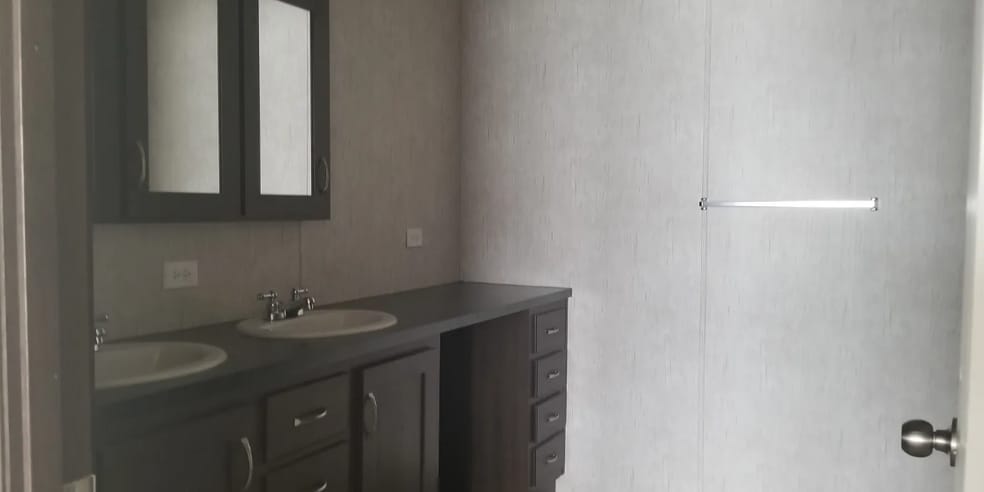 Building Photo - 9628 Cape Cod Dr