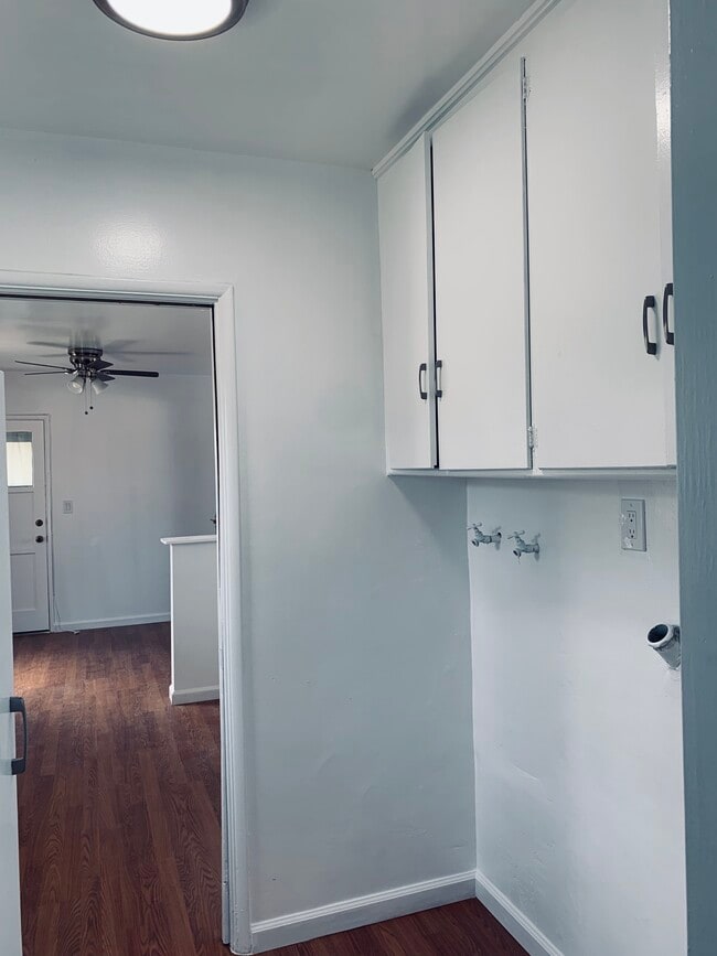 Building Photo - 11828 Eucalyptus Ave