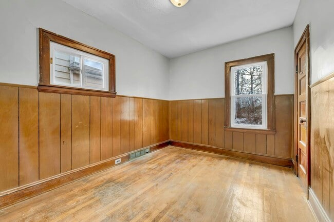 Building Photo - 7412 Worley Ave