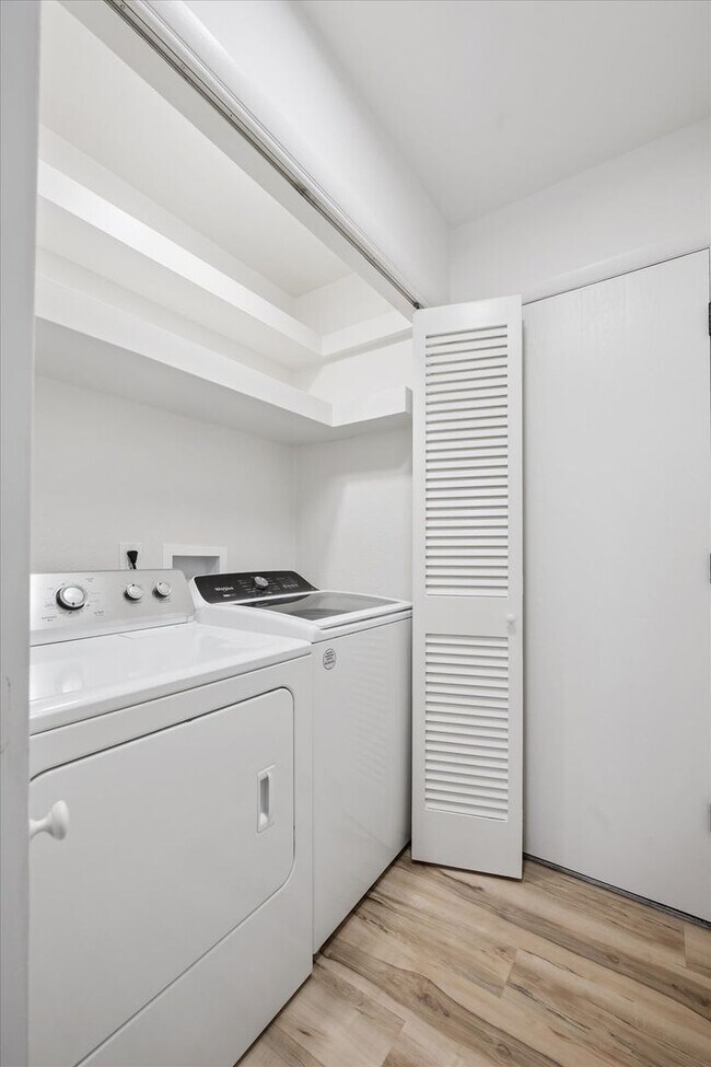 Building Photo - Bright, Modern Home on a Spacious Lot in a...