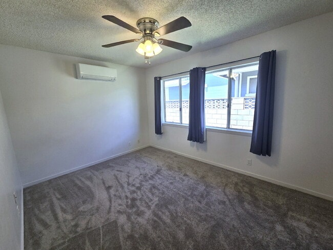 Building Photo - 2br/2bath Home with Garage in Waikele
