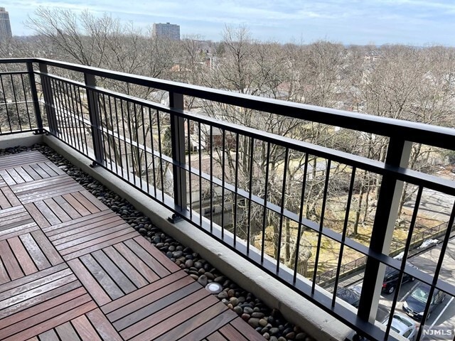 Building Photo - 1 Horizon Rd