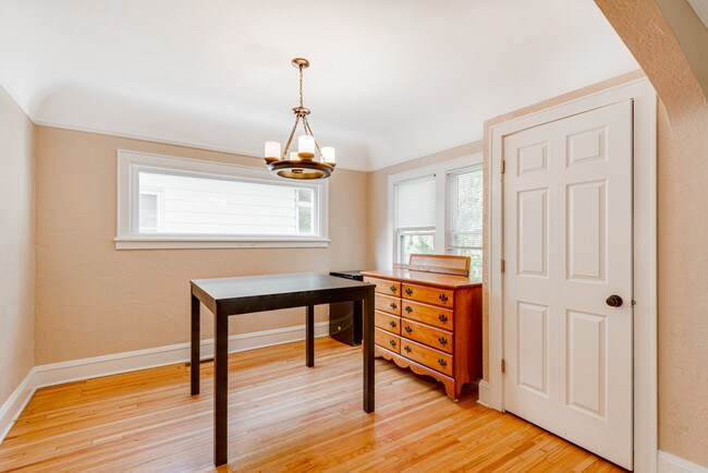 Building Photo - 700 24th Ave SE