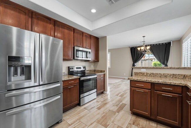 Building Photo - 21338 N Cecil Ct