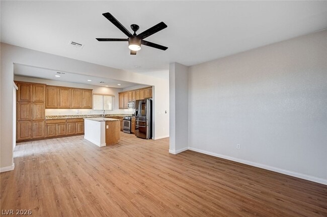 Building Photo - 8186 Lone Boulder St